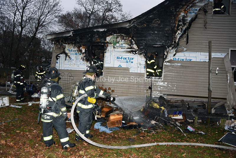 Lakeland House Fire 2387 Walnut Avenue (12/3/2017) Long Island Fire