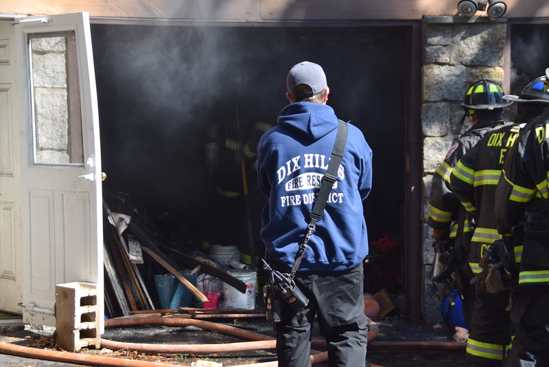 3 11 19 Dix Hills Rsf 8 Talisman Dr Long Island Fire Photos